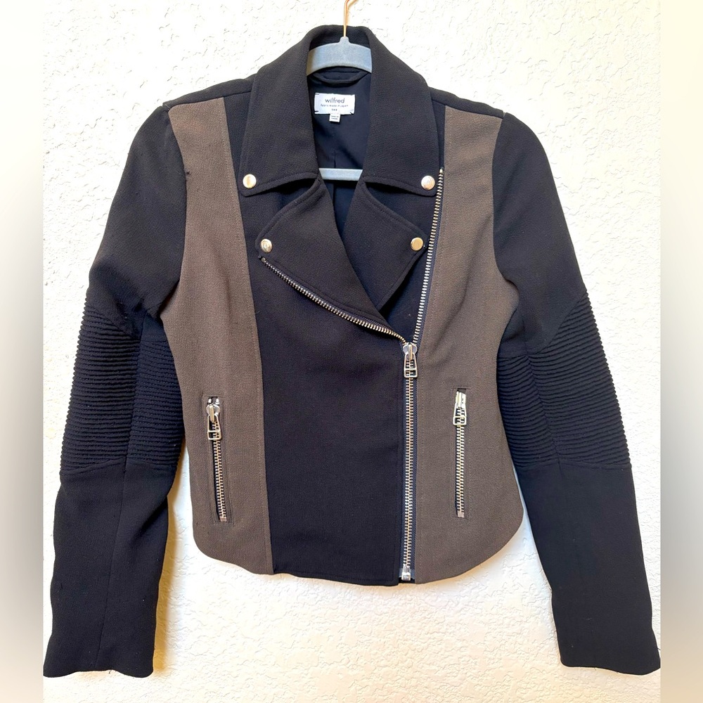 Aritzia Wilfred Montesson Moto Jacket Black Olive Green Zip Pockets Size 2 Two